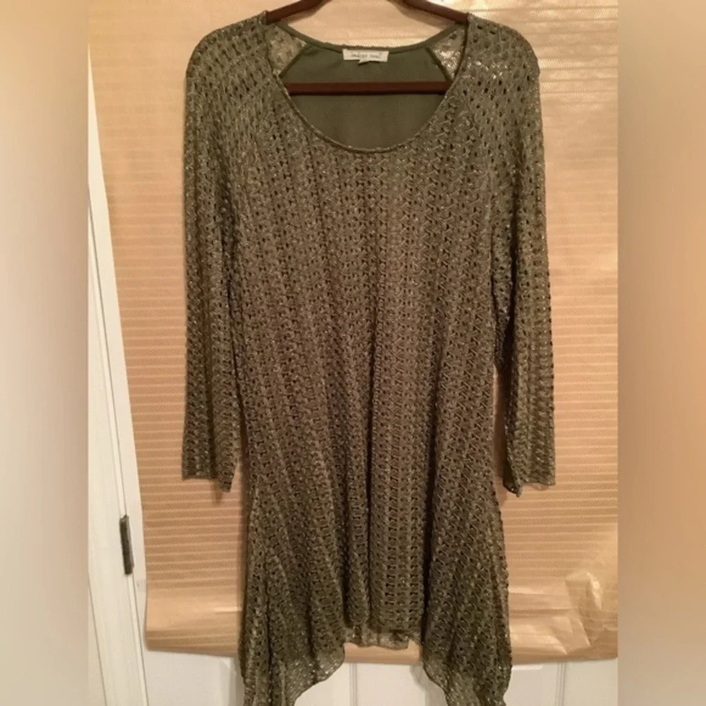 INDIGO SOUL~LONG TUNIC/ BLOUSE~METALIC DETAIL~ 2X